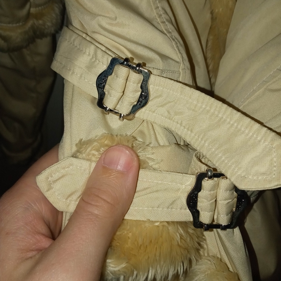 DIOR Boutique "Runway fur coat" (Flawless) - Picture 13 of 15